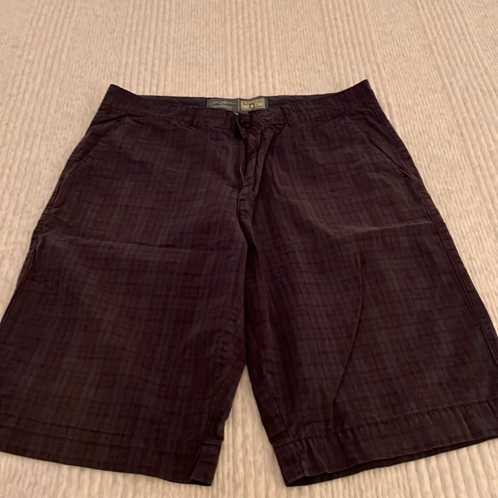 Converse one star mens shorts size 32. Blue plaid.